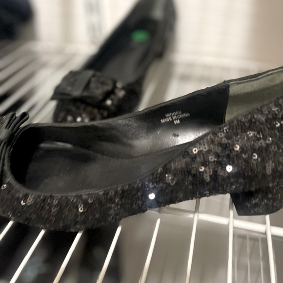 Shoes - Picture 1 of 2